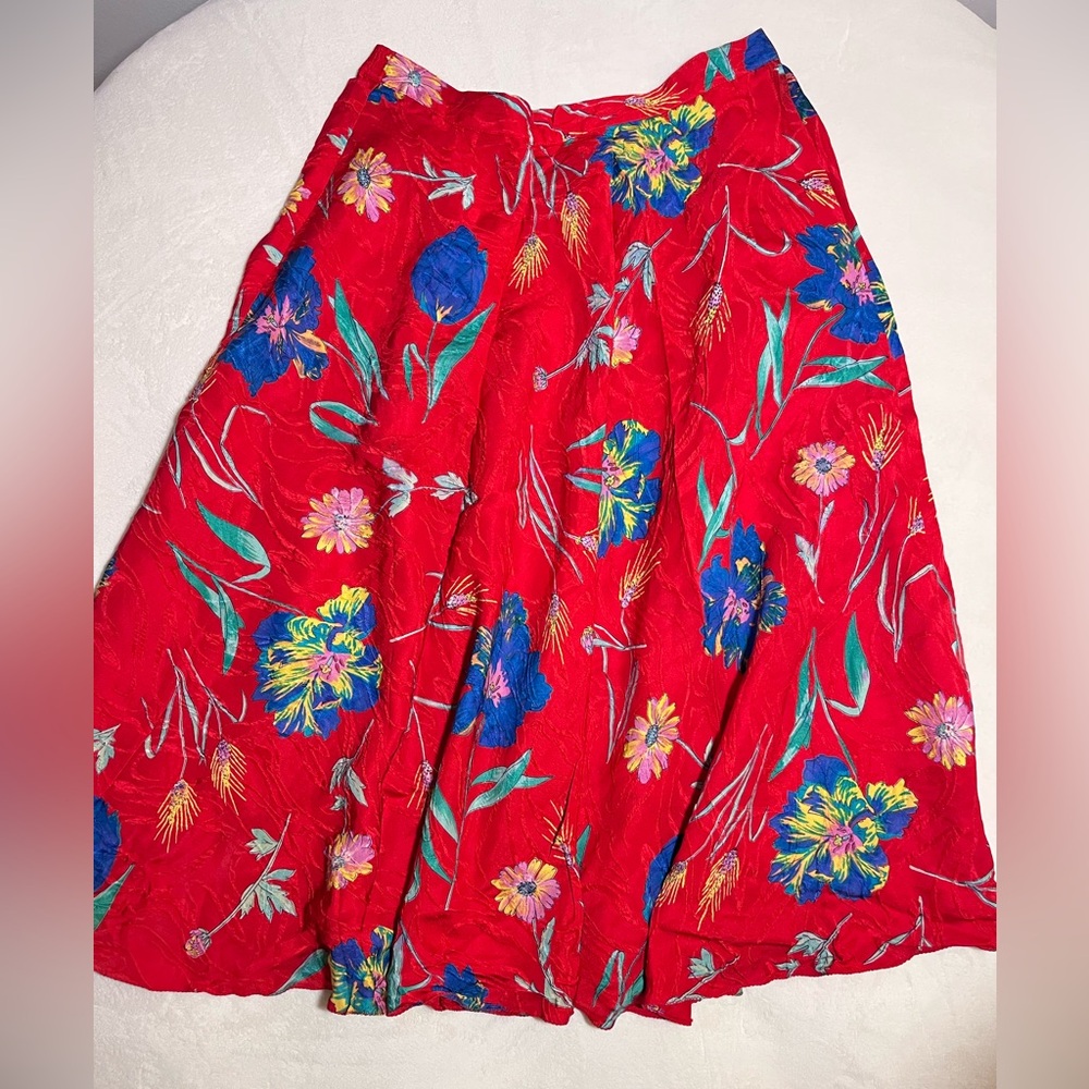 Umi Collections Red Silk Floral A-Line Skirt